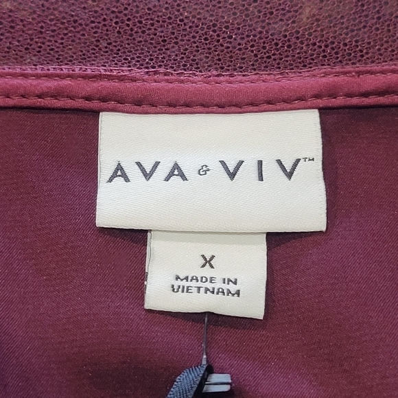 NWT XL Cotton Blend Red Short Sleeve Blouse with Decorative Back Tie Strings - Picture 6 of 6